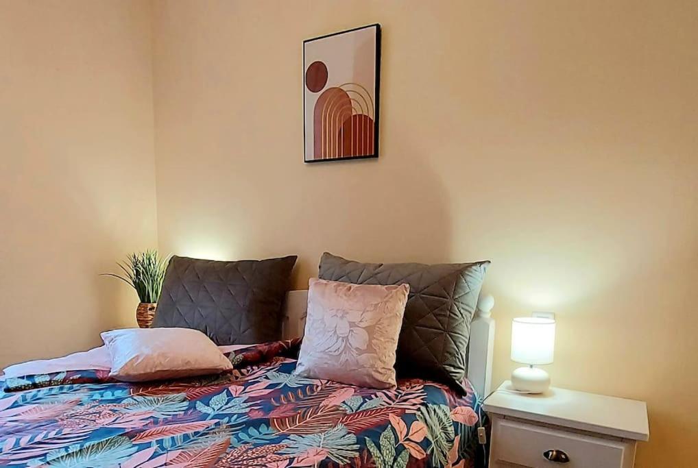 Le Spacieux Du Centre Apartment Agen Bagian luar foto